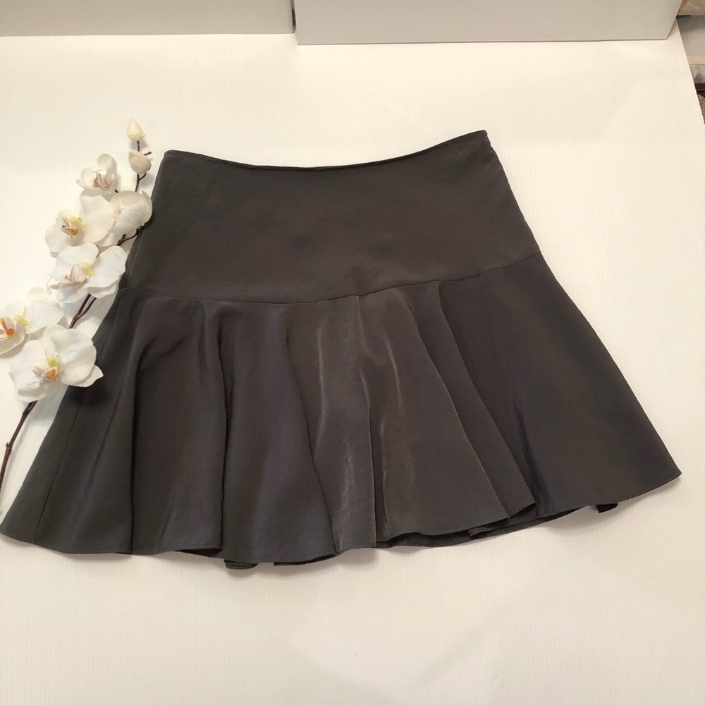 Yessica Skirt Size M - Picture 2 of 9